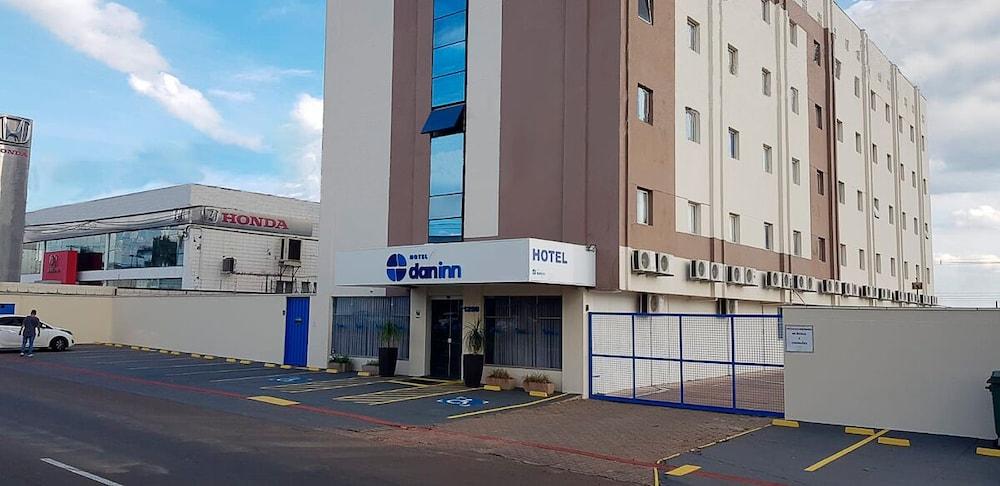 Hotel Dan Inn Sao Carlos By Nacional Inn Buitenkant foto