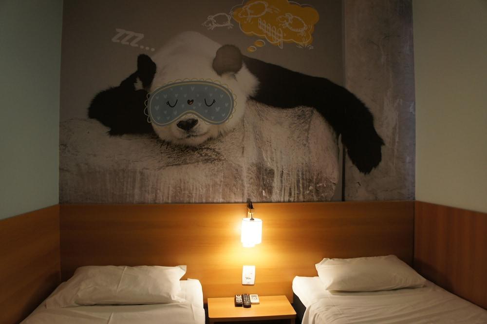 Hotel Dan Inn Sao Carlos By Nacional Inn Buitenkant foto