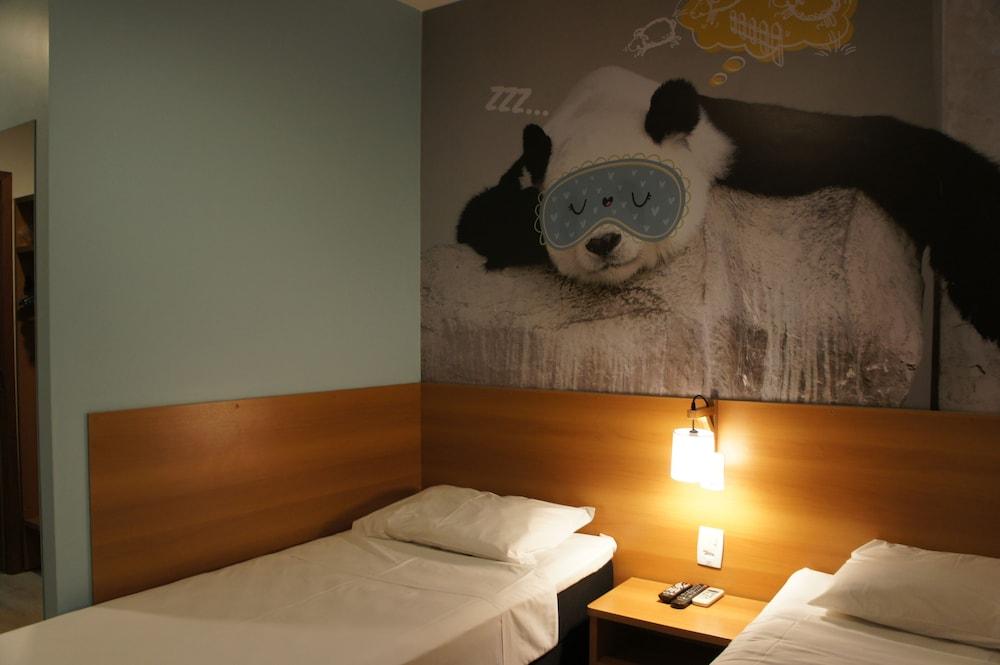 Hotel Dan Inn Sao Carlos By Nacional Inn Buitenkant foto