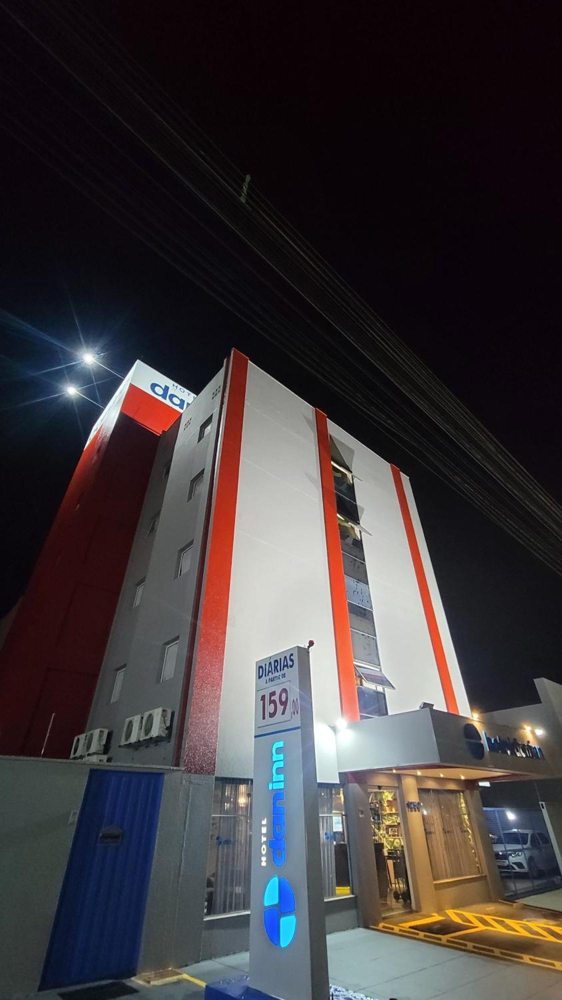 Hotel Dan Inn Sao Carlos By Nacional Inn Buitenkant foto